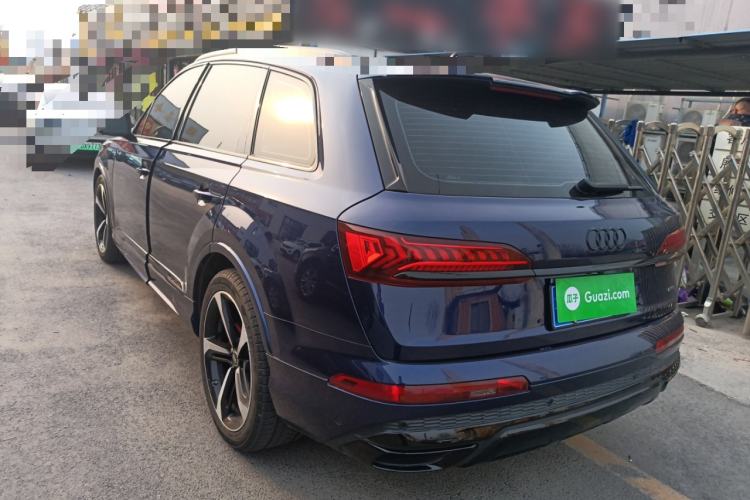 Used Audi Q7 2022 55 TFSI quattro S line Ice and Snow Sports Edition Exterior 2