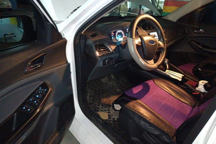 Used Ford Escort 2015 1.5L Automatic Fashion Model Driver Seat