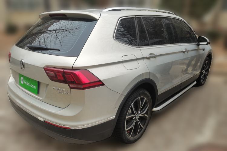 Used Volkswagen Tiguan L 2019 330TSI Automatic Two-Wheel Drive Smart Luxury Version China VI Standard Rear Right 45 Deg