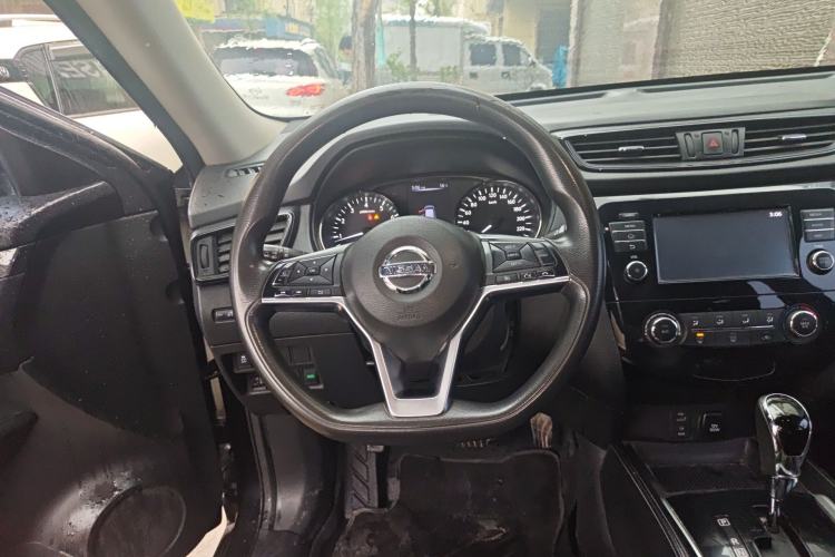 Used Nissan X-Trail 2017 2.0L CVT Comfort Edition 2WD
