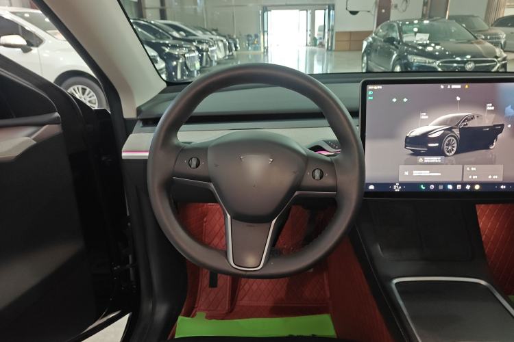 Used Tesla Model Y 2023 Rear-Wheel-Drive Version Steering Wheel