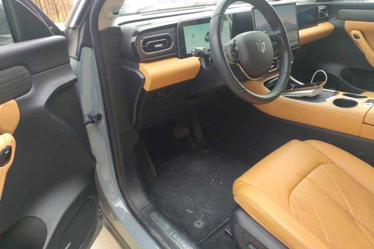 Used Leapmotor C11 2024 All-Electric 580 Luxury Edition
