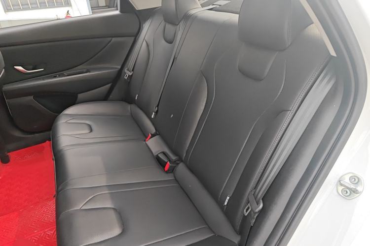 Used Hyundai Elantra 2022 1.5L CVT LUX Prestige Edition Left Rear Seat