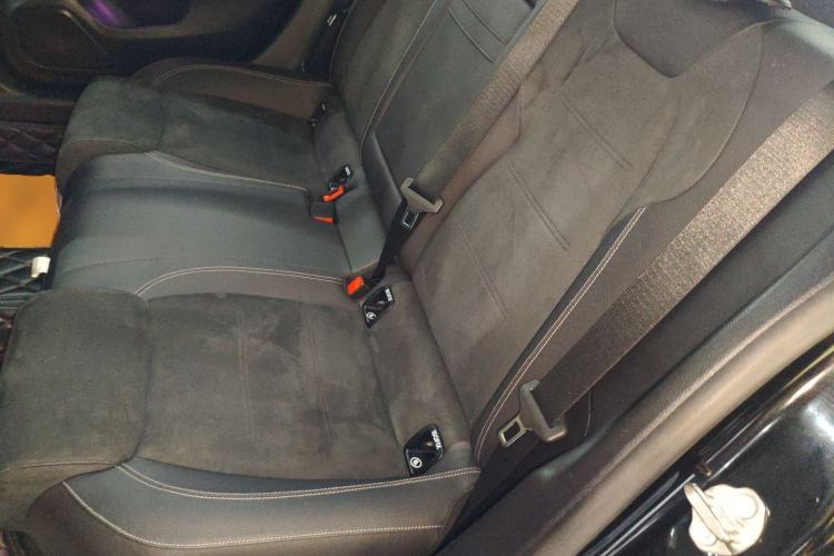 Used Mercedes-Benz A-Class 2020 Restyled A 200 L Sport Sedan Fashion Version Left Rear Seat