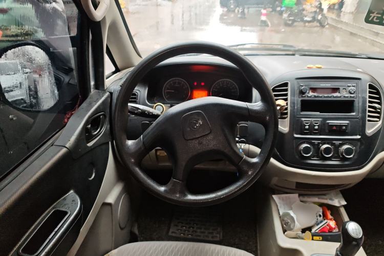 Used FORTHING Lingzhi 2016 M3L 1.6L 7-Seater Standard Model
