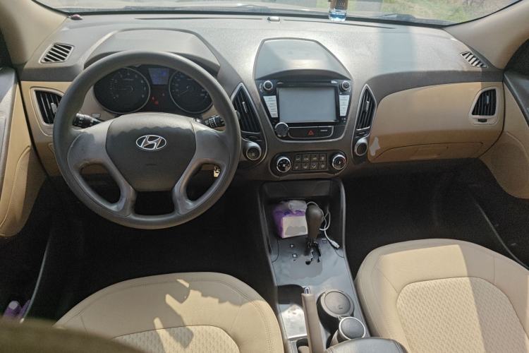 Used Hyundai ix35 2012 2.0L Automatic Two-Wheel Drive New Edition GL