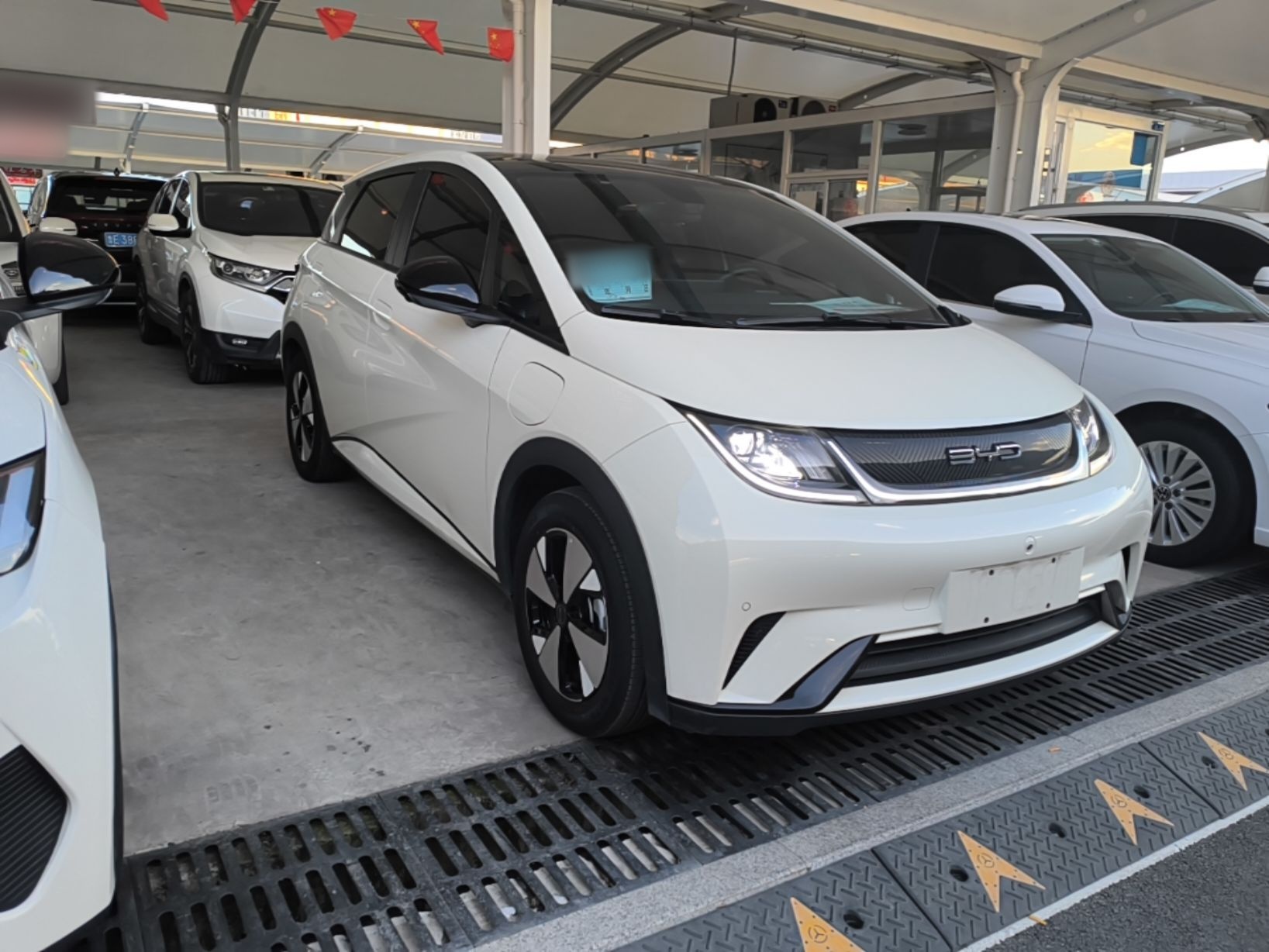 BYD Dolphin 2023 420 km Fashion Edition — снимка 3
