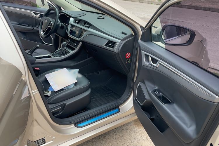 Used Geely Auto Emgrand GL 2017 1.8L Manual Elite Model
