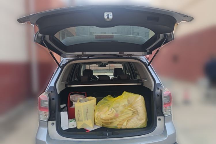 Used Subaru Forester 2015 2.0i Special Edition Commemorative Model Trunk