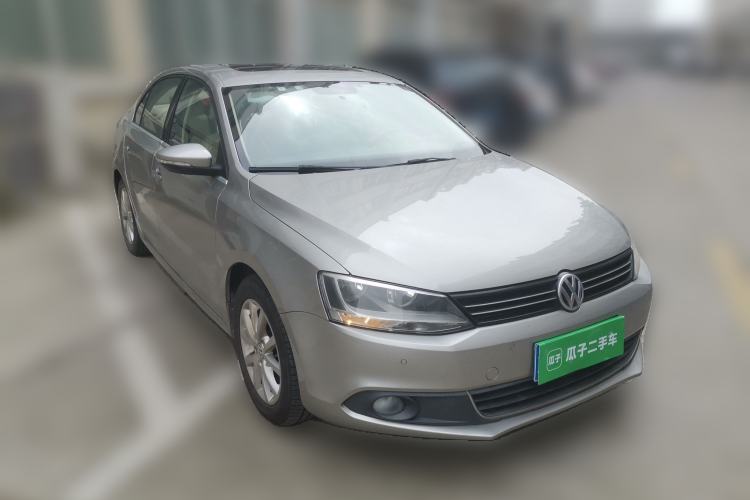 Used Volkswagen Sagitar 2012 1.4TSI Automatic Luxury Edition
