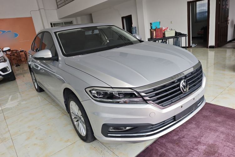 Used Volkswagen Lavida 2021 280TSI DSG Comfort Edition Front Right 45 Deg