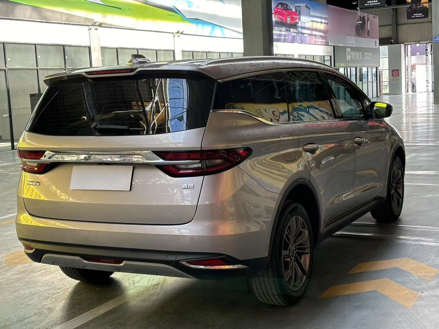Geely Auto Jiajie 2022 1.8TD DCT Platinum Luxury Edition — снимка 6
