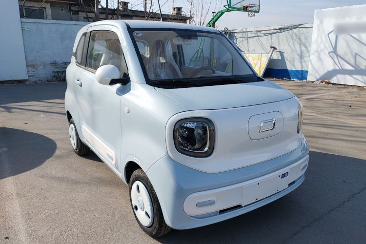 Used Bestune Pony 2026 222km Colorful Horse Front Right 45 Deg