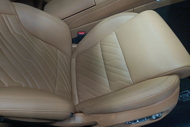 Used Lynk & Co 09 EM-P 2023 2.0TD EM-P Four-Wheel Drive Asian Games Executive Edition Five Seats
