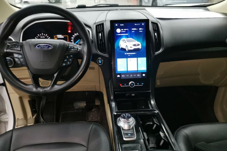 Used Ford Edge 2020 EcoBoost 245 Two-Wheel-Drive Titanium 5-Seater
