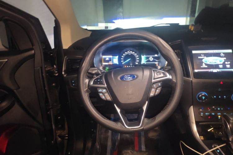 Used Ford Edge 2015 2.0T GTDi 4x4 High-Grade Model