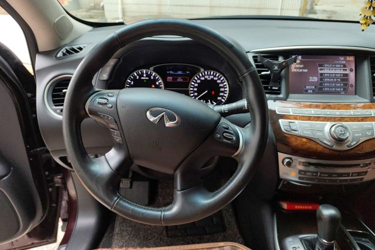Used Infiniti QX60 2014 2.5 S/C Hybrid Two-Wheel Drive Excellence Edition