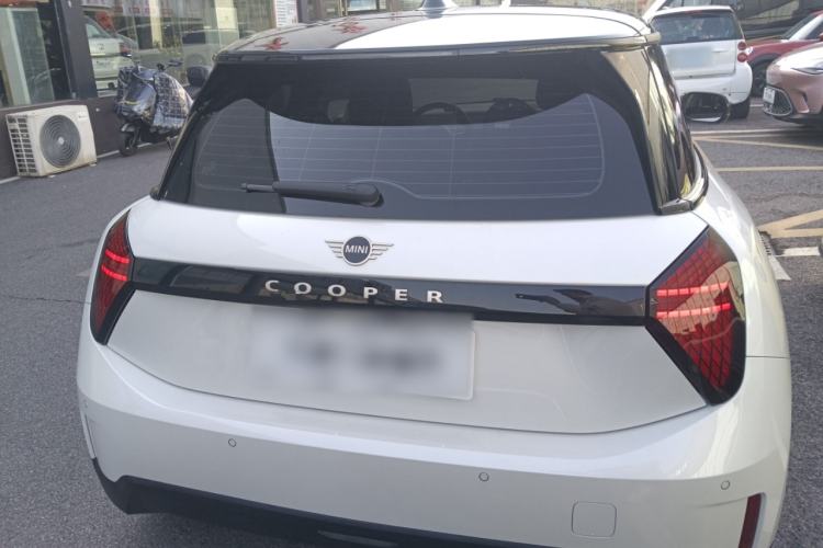 Used MINI Electric MINI COOPER 2024 456km COOPER E Classic Edition