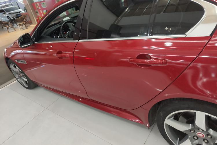 Used Jaguar XE 2017 2.0T 200 PS R-Sport