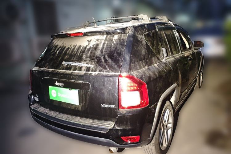 Used Jeep Compass 2013 2.0L two-wheel drive luxury version
