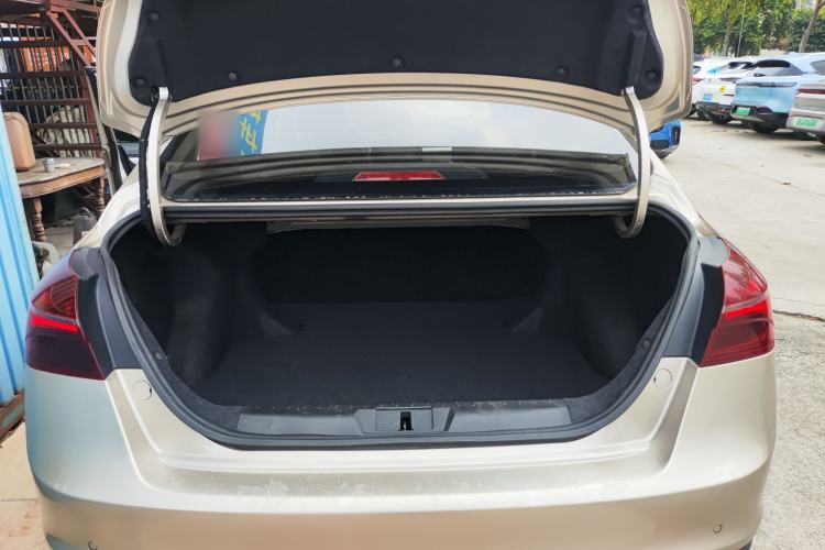 Used Geely Auto Emgrand 2020 1.5L CVT Upward Version
