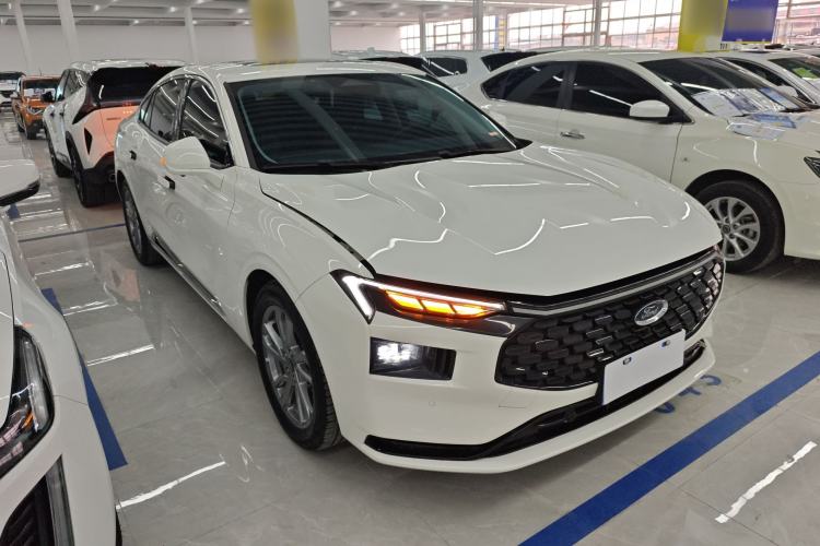 Used Ford Mondeo 2023 EcoBoost 180 Luxury Model
