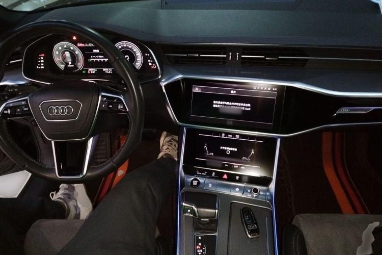 Used Audi A6L 2023 40 TFSI Luxury Dynamic Model
