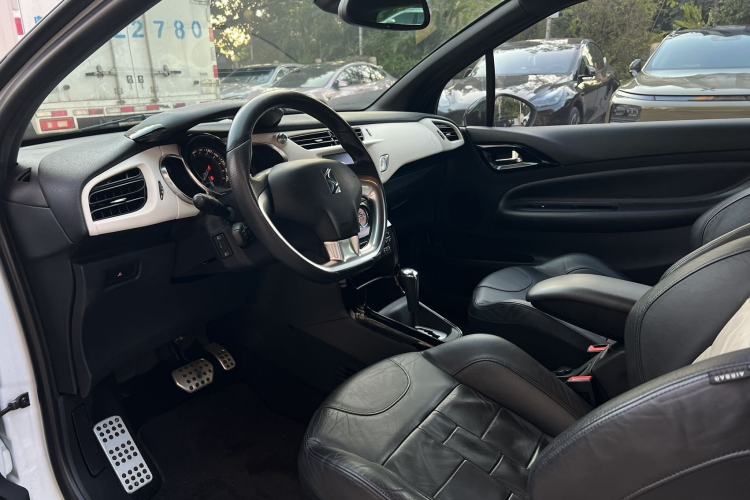 Used DS 3 2012 1.6L Supreme Edition
