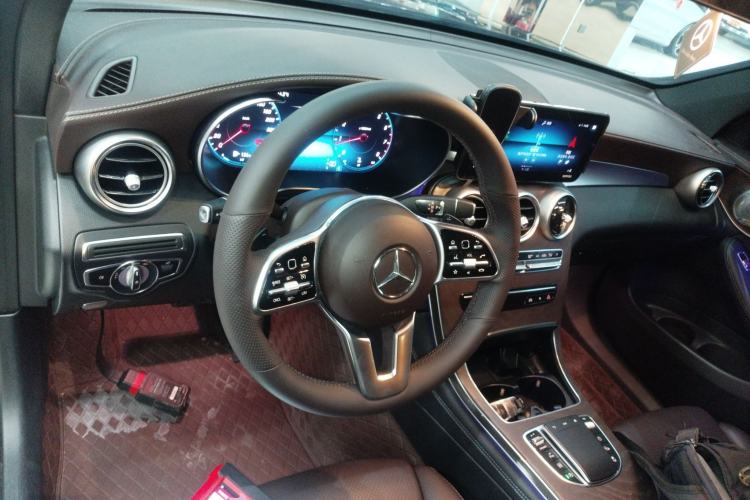 Used Mercedes-Benz GLC 2020 Facelift GLC 260 L 4MATIC Luxury Edition