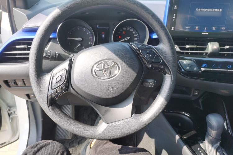 Used Toyota IZOA 2020 2.0L Enjoy Edition
