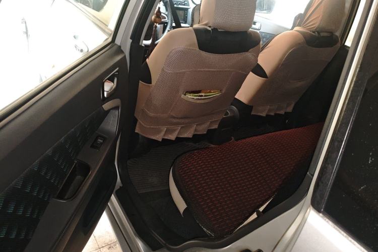 Used Suzuki Liana 2012 Hatchback 1.4 VVT Manual Luxury Model
