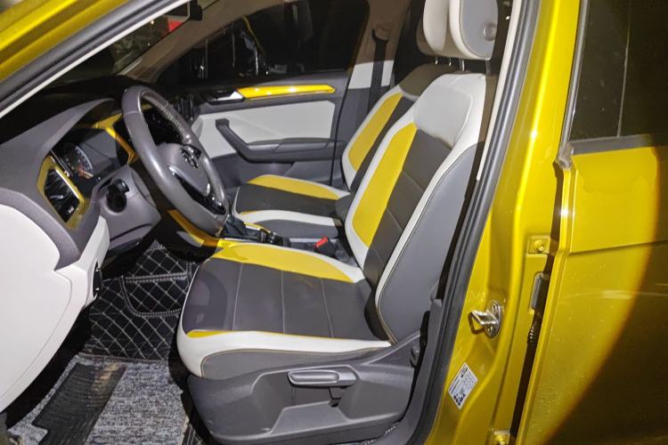 Used Volkswagen T-ROC 2018 280TSI DSG Four-Wheel Drive Comfort Version China V Standard