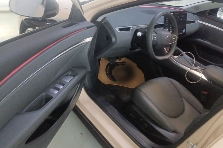 Used XPeng MONA M03 2025 600 with Ultra-Long Range Max Driver Seat