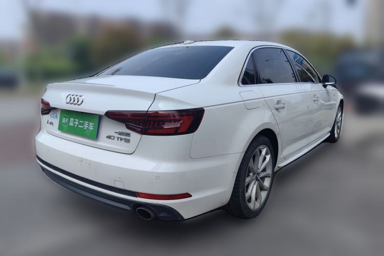 Used Audi A4L 2018 30th Anniversary Edition 40 TFSI Fashion Model

