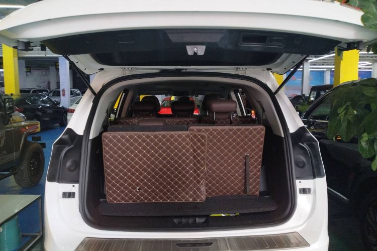 Used JETOUR X90 PLUS 2023 Facelift 1.6TD DCT Villa 7-Seater
