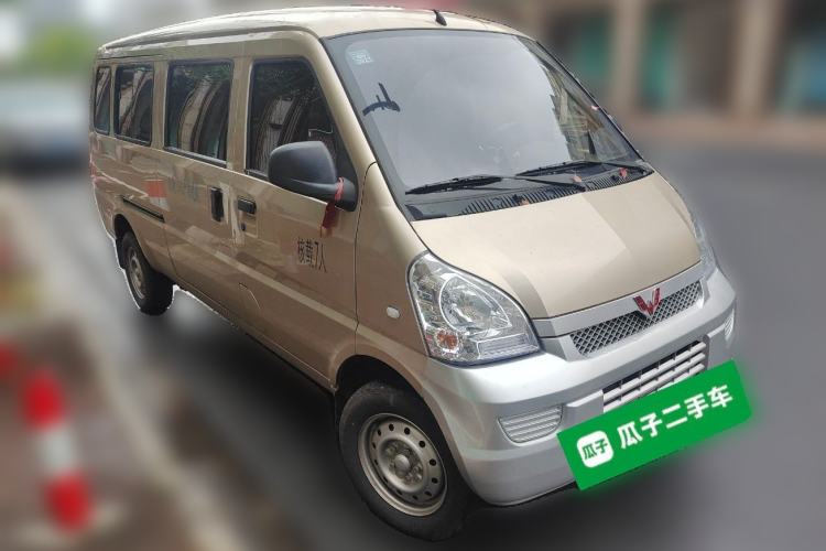 Used Wuling Rongguang 2021 1.5L Extended Basic Model LAR Front Right 45 Deg