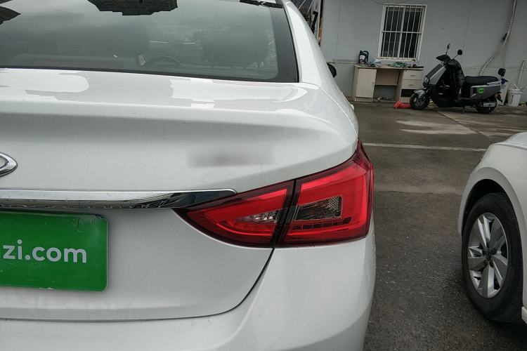 Used Chery Arrizo 5 2024 Edition People's Benefit Version 1.5L CVT Fashion Model Right Rear Taillight