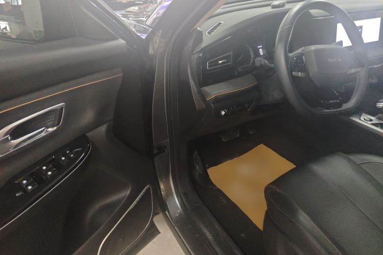 Used CHANGAN OSHAN X7 PLUS 2023 Enjoy Edition 1.5T Automatic Smart Edition 7-Seater
