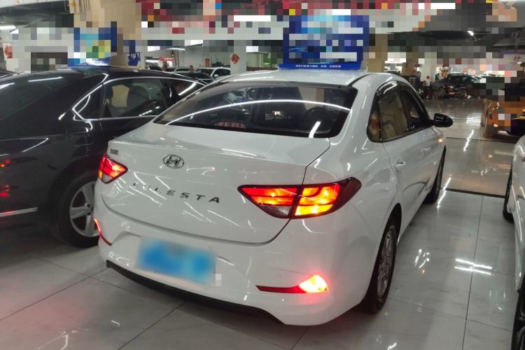 Used Hyundai Celesta 2018 1.6L Automatic GL Enjoyment Edition China VI compliant Rear Right 45 Deg