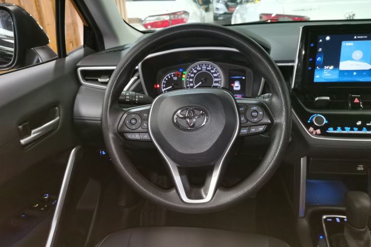 Used Toyota FRONTLANDER 2022 2.0L CVT Luxury PLUS Edition
