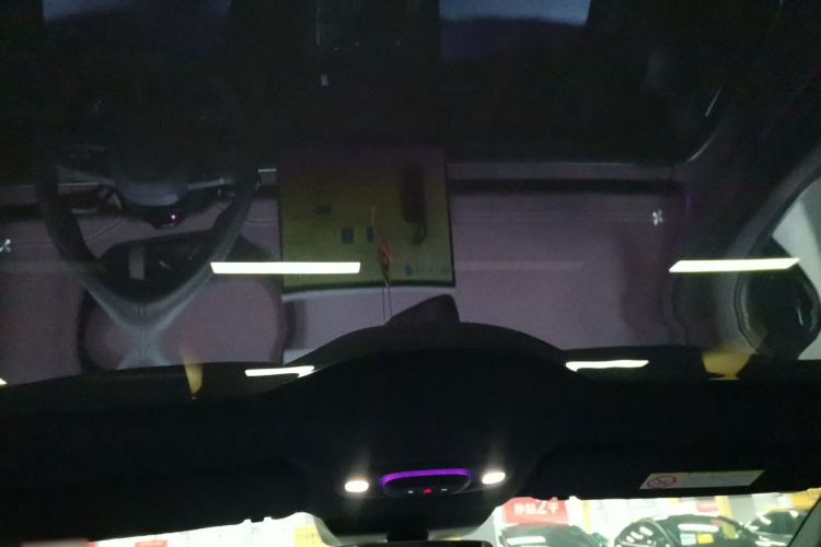 Used Xiaomi Auto SU7 2024 Four-Wheel Drive Ultra-Long Range Advanced Intelligent Driving Max Edition
