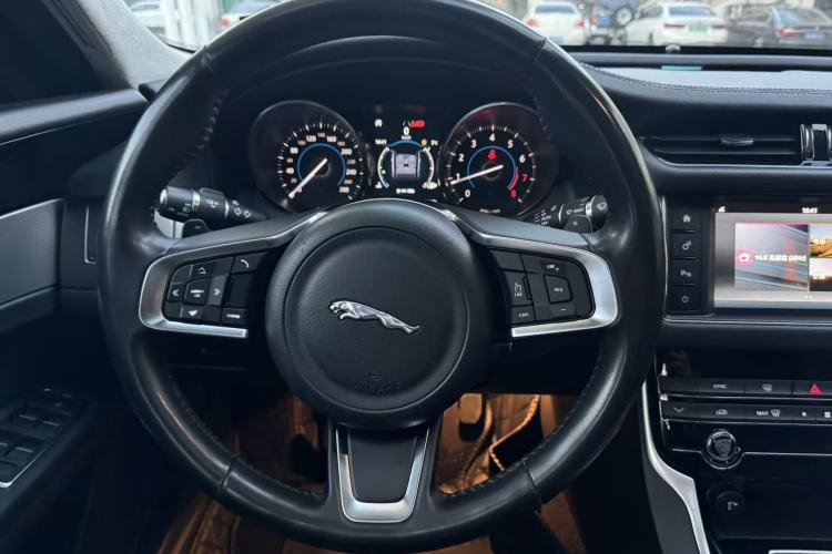 Used Jaguar XFL 2018 XFL 2.0T 200PS Luxury Edition
