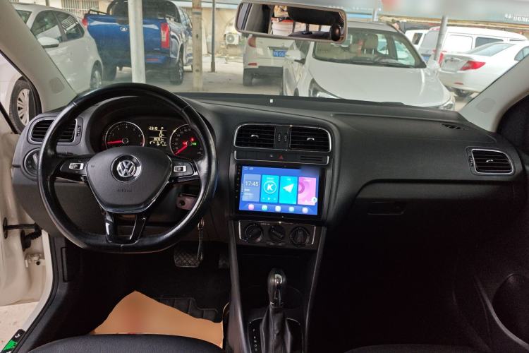 Used Volkswagen Polo 2016 1.6L Automatic Comfort Model