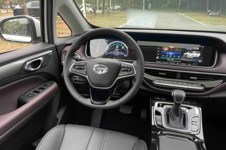 Used GAC Trumpchi M6 2023 PRO 270T DCT Luxury Edition
