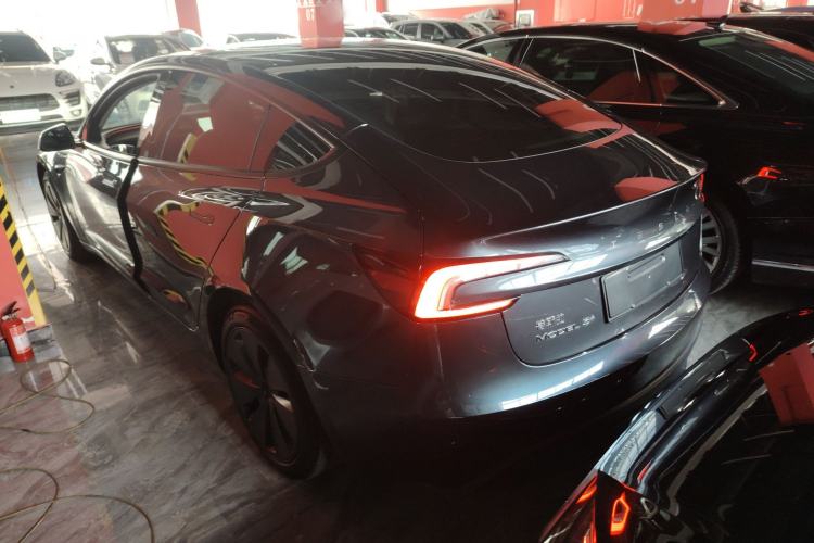 Used Tesla Model 3 2023 Long-Range All-Wheel-Drive Version
