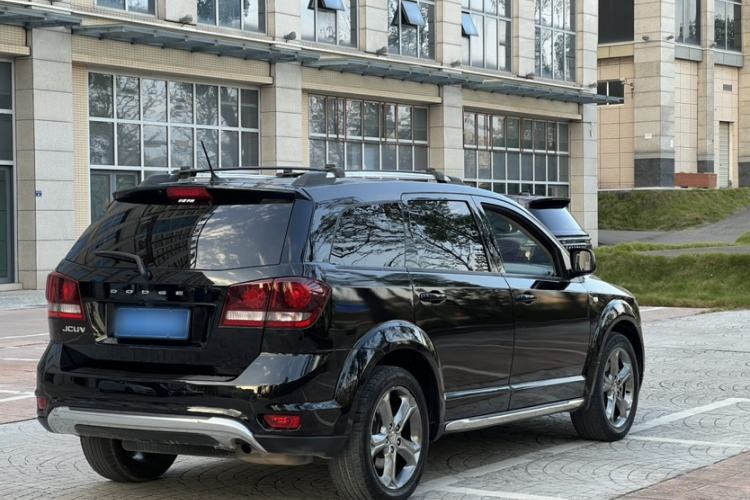 Used Dodge Journey 2016 2.4L Two-Wheel-Drive Touring Edition Exterior 6