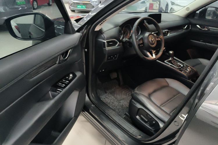 Used Mazda CX-5 2020 Revised Version 2.0L Automatic Two-Wheel Drive ZhiZun Trim Interior 3
