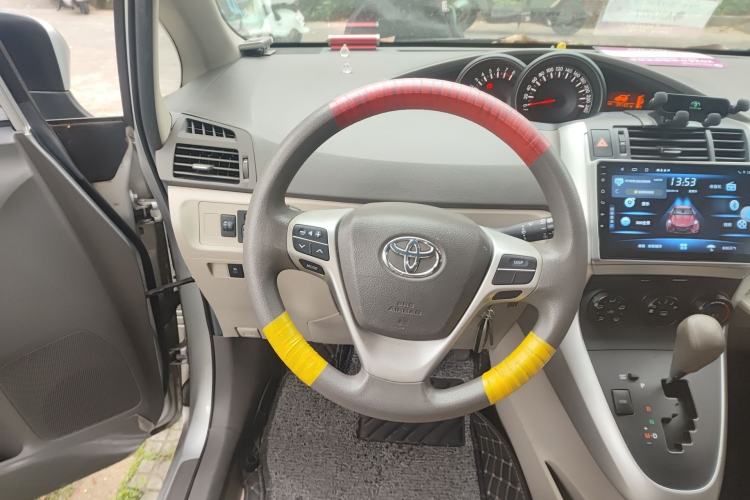 Used Toyota Verso 2014 Starlight 180E CVT Elite Edition