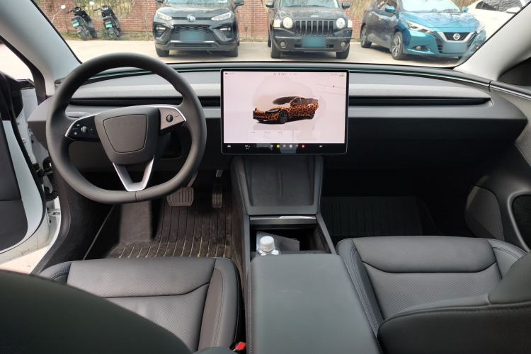 Used Tesla Model 3 2025 Model Revised Rear-Wheel-Drive Version
