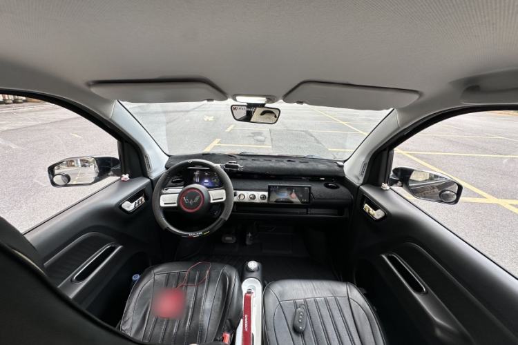 Used Wuling Hongguang MINIEV 2022 GAMEBOY 200km Gaming Edition with Lithium Iron Phosphate Interior 2